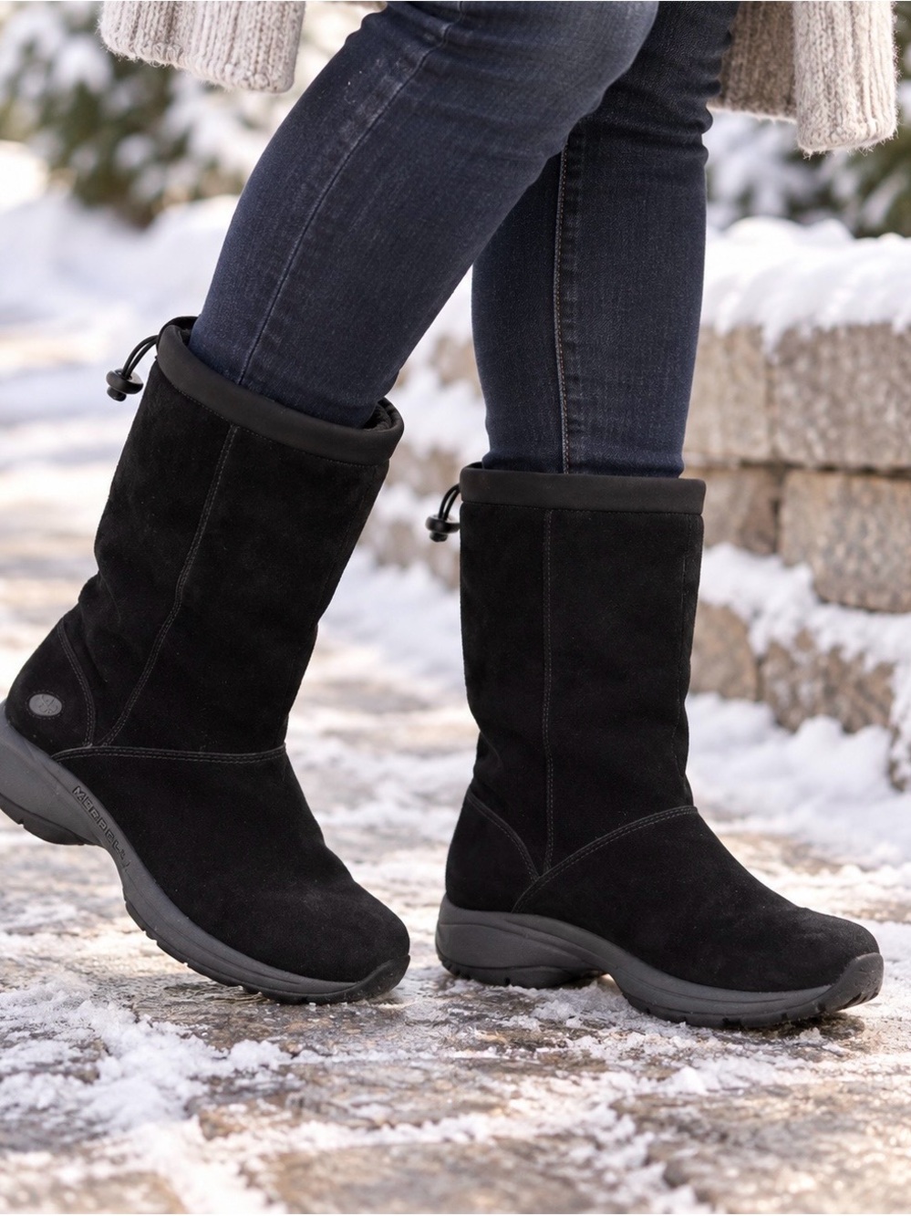 Merrell Black Suede Fur Lined Boots Size 9.5